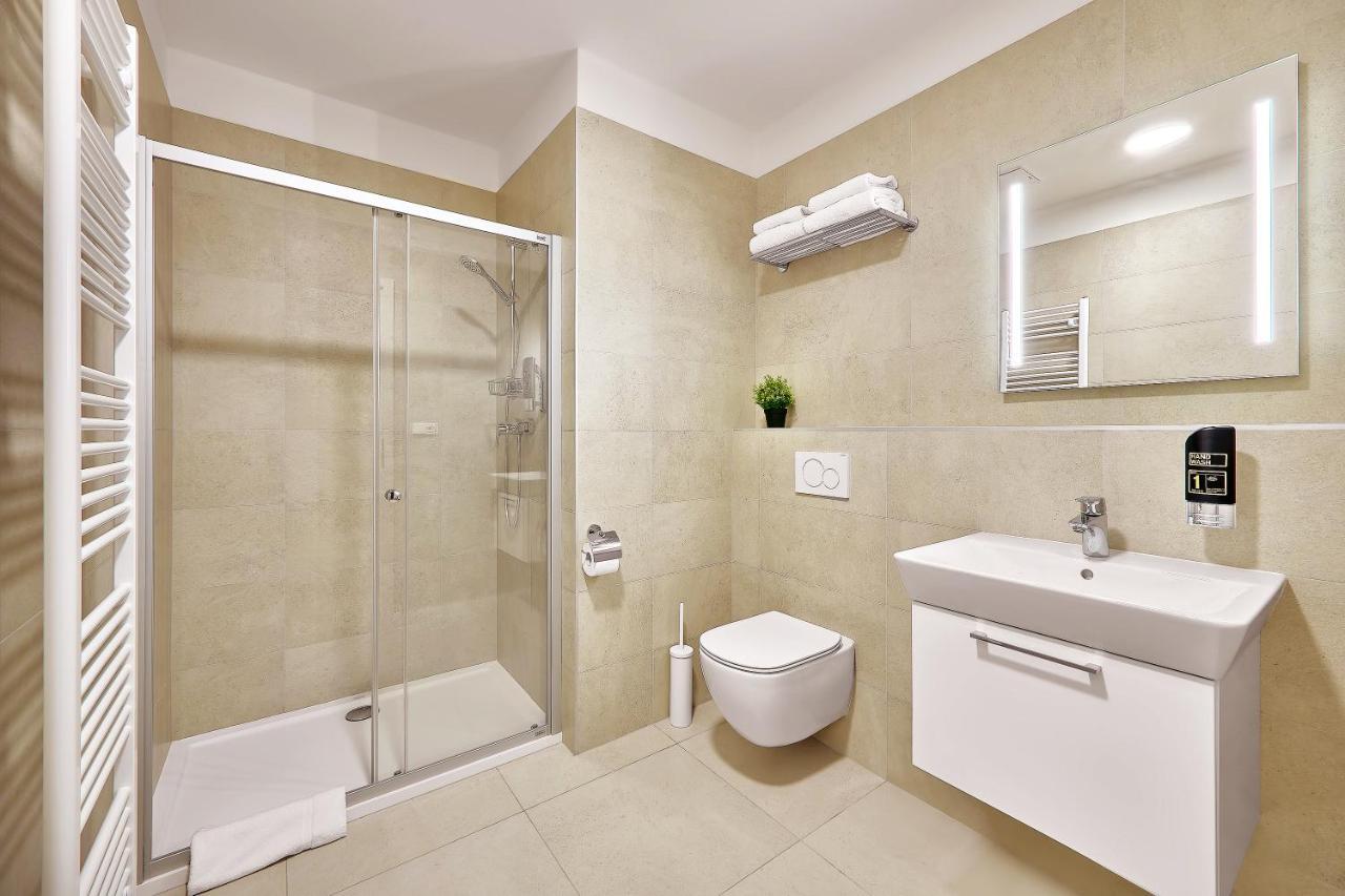 براغ Downtown Suites Rubesova المظهر الخارجي الصورة